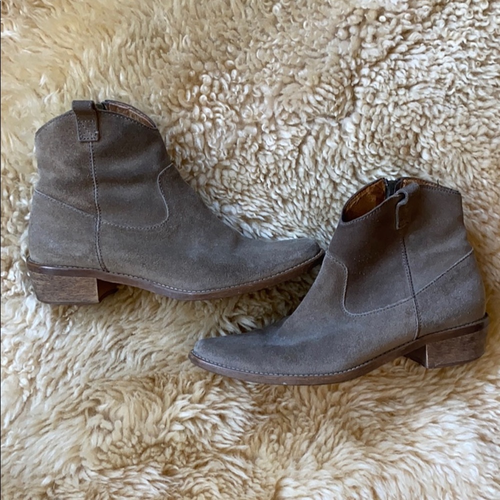 Madewell suede ankle boots